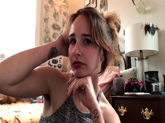 Live sex webcam photo for Lady_Garnet22 #270486067