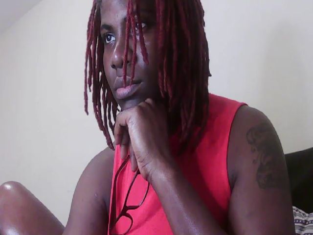 Live sex webcam photo for Candyrain007 #270405445