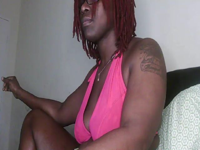 Live sex webcam photo for Candyrain007 #270541917