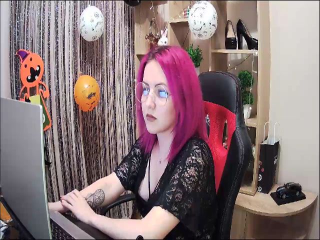Live sex webcam photo for Marshmalllow #270525593