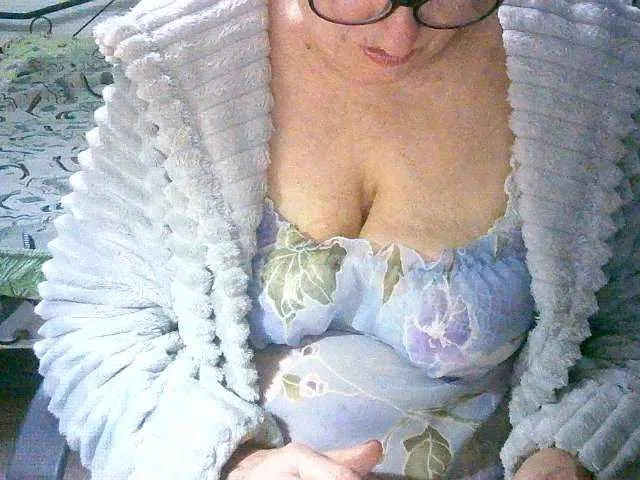 Live sex webcam photo for RomachkaT #270482008