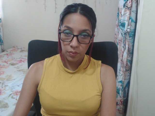 Live sex webcam photo for nathalyjhone #270483002