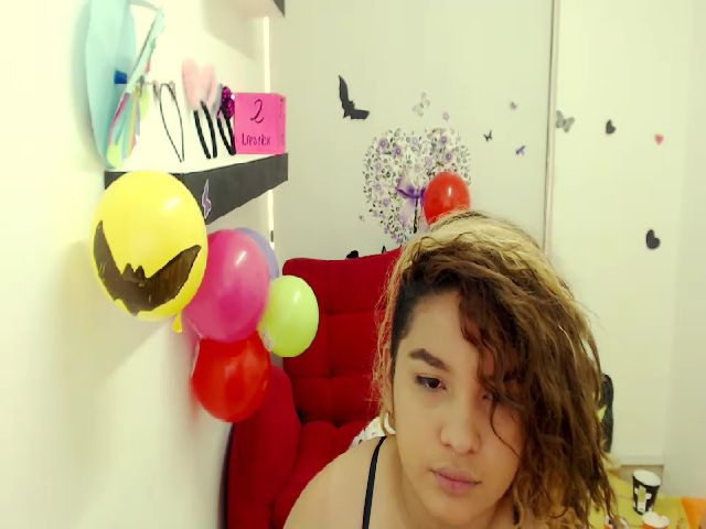 Live sex webcam photo for Alice_cruz_ #270439111