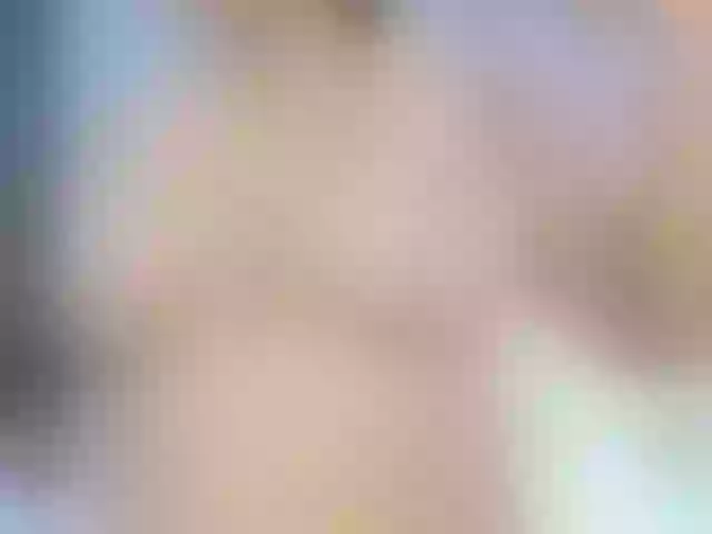 Live sex webcam photo for RoseValcke #270482130
