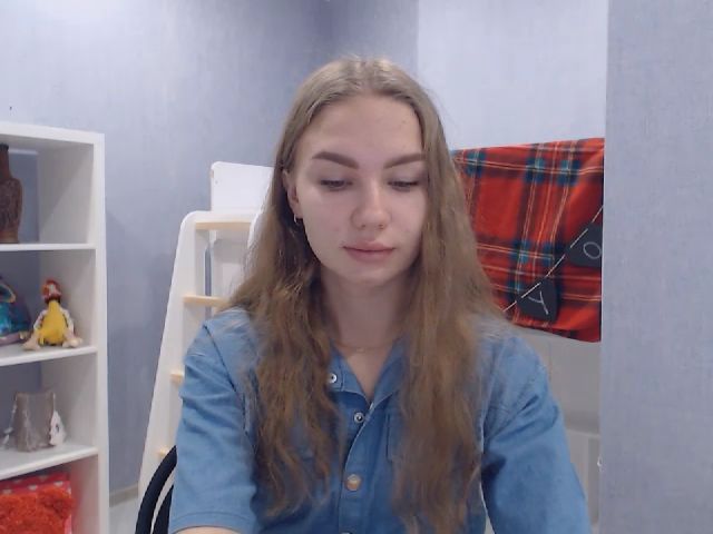 Live sex webcam photo for KatrinNovak #270352612