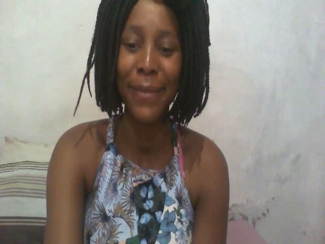 Live sex webcam photo for Sweetass002 #270466770