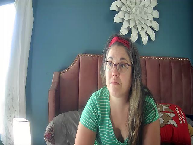 Live sex webcam photo for Laural55 #270510964