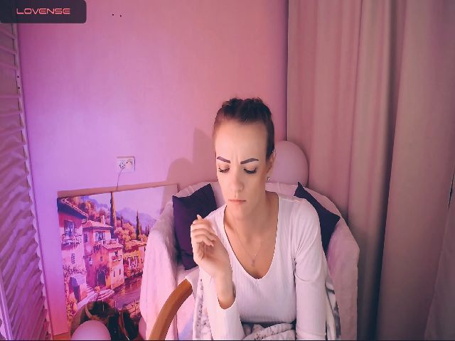 Live sex webcam photo for Lady_Eva #270450674