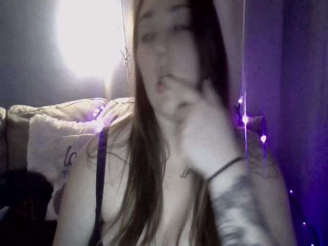 Live sex webcam photo for Raven_Lust #270386260