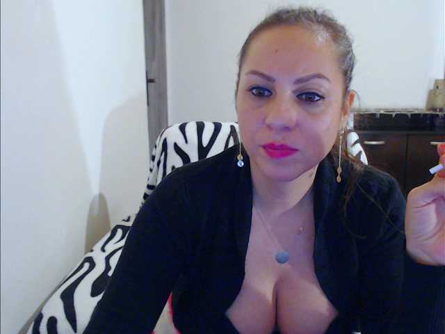 Live sex webcam photo for ellasolemn #270559886