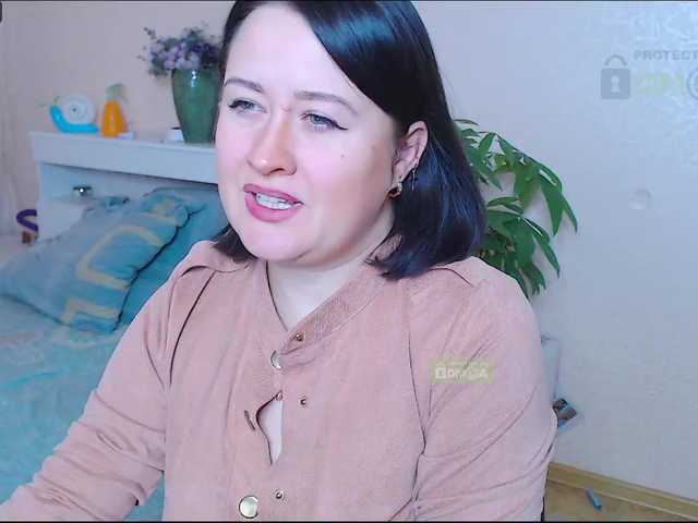 Live sex webcam photo for NewAnna #270621410