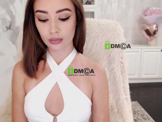 Live sex webcam photo for AnnaDaisy1 #270558433