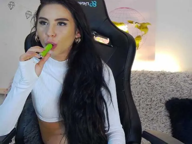 Live sex webcam photo for AimeSummers #270559938