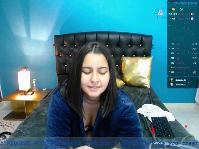 Live sex webcam photo for goddesstepha #270560173