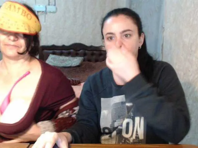 Live sex webcam photo for Katernia48 #270791613