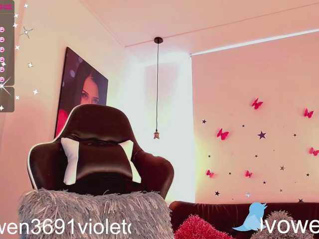 Live sex webcam photo for VioletOwen #270673966