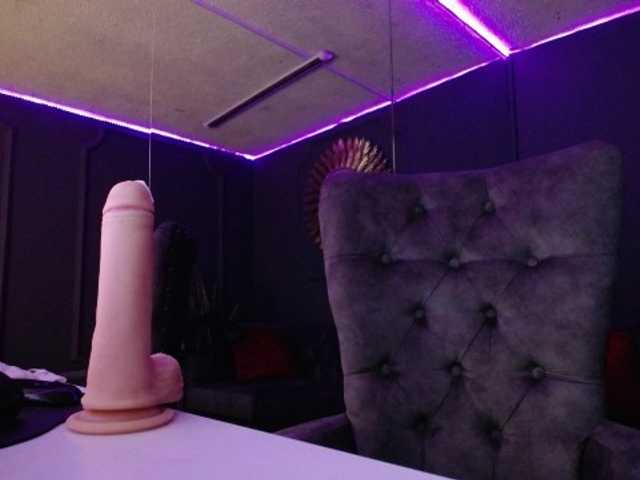 Live sex webcam photo for Cheerryll #287995667