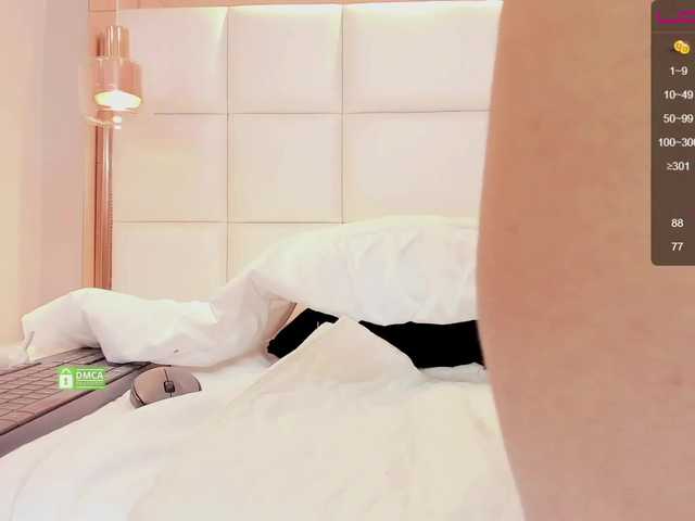 Live sex webcam photo for Sweet-Kiara #270620770