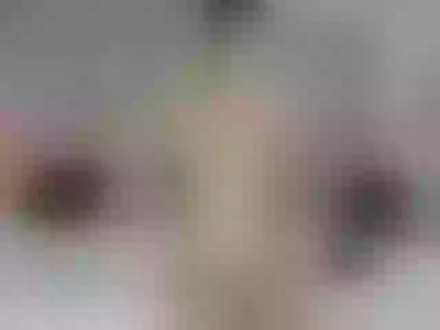 Live sex webcam photo for shantal20 #270793862