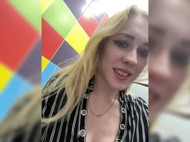 Live sex webcam photo for Likachkaa #270673280