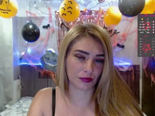 Live sex webcam photo for Geovanafranco #270793668