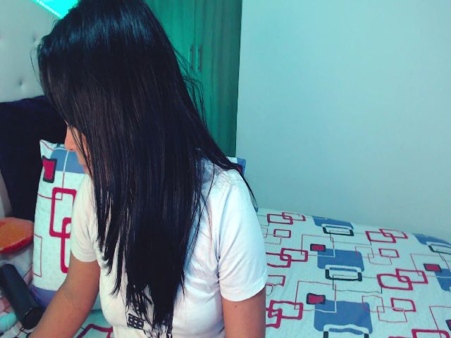 Live sex webcam photo for SalomeFrancoo #270809866