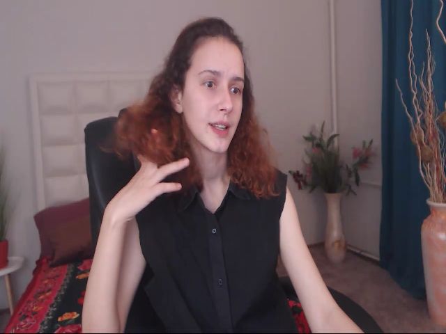 Live sex webcam photo for IrisNichols #270582311