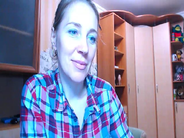 Live sex webcam photo for Oly_nice_ #270723183