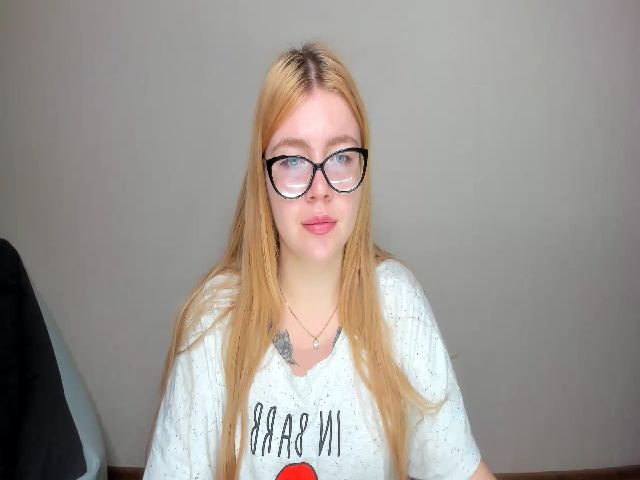 Live sex webcam photo for milafix #270568375