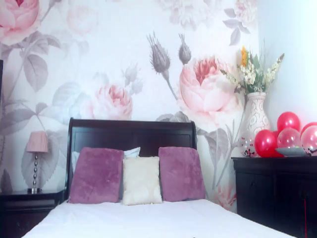 Live sex webcam photo for Kasandra_Dom #270601504
