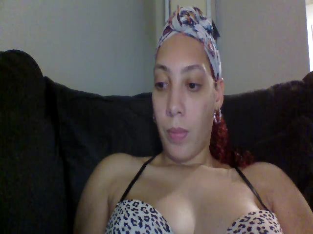 Live sex webcam photo for Heavenllyy #270584093