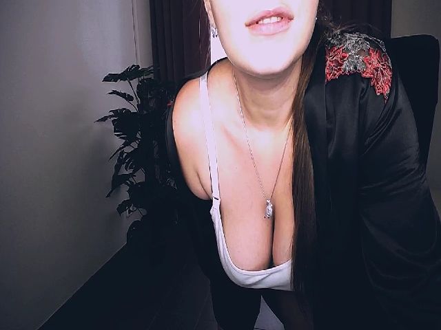 Live sex webcam photo for FragileAngel_ #270662075