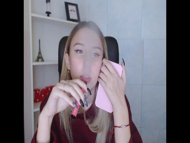 Live sex webcam photo for ModestBlonde #270704590