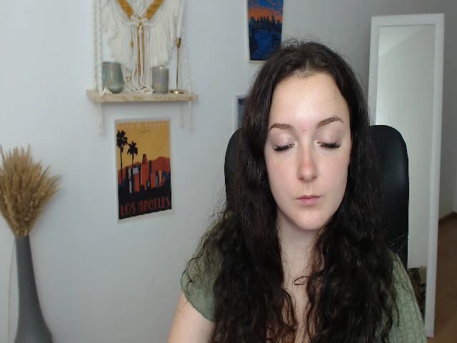 Live sex webcam photo for GloriaSparks #270681861
