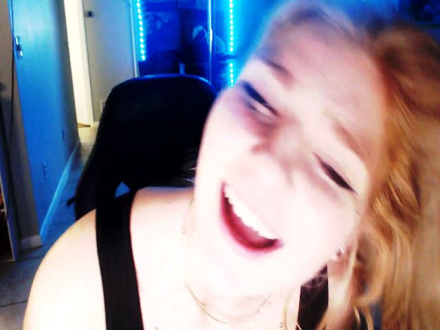 Live sex webcam photo for Whorde #270745679
