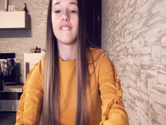 Live sex webcam photo for YourSonya_ #270620833