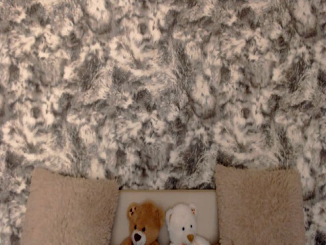 Live sex webcam photo for Meowny #270809675