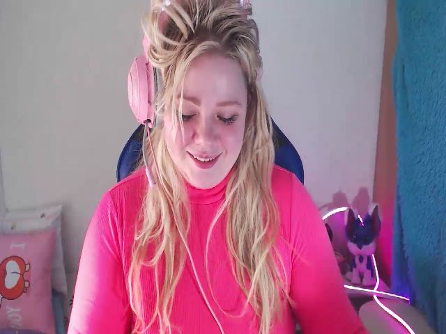 Live sex webcam photo for Chubby_cake #270579041