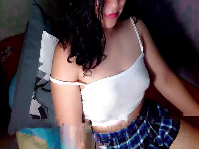 Live sex webcam photo for Azuhky #270591675