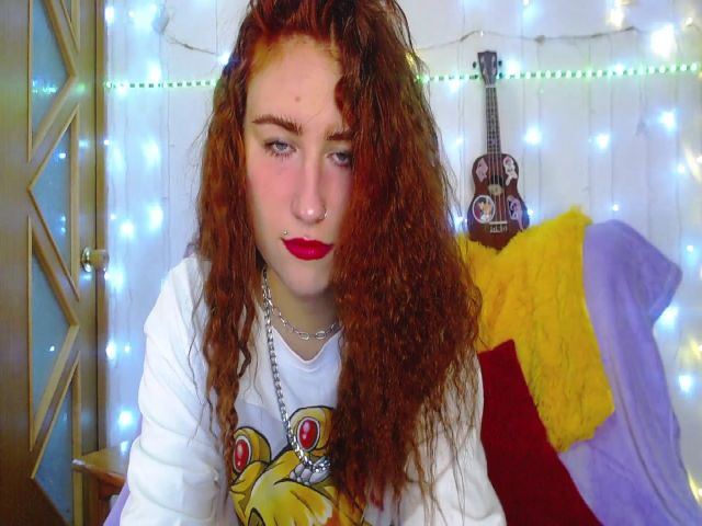 Live sex webcam photo for SpicyDessert #270559526