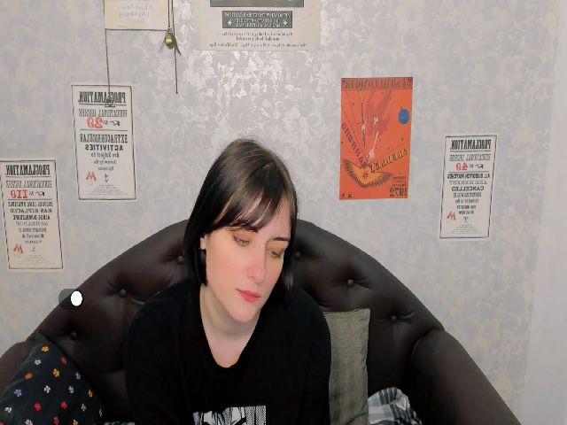 Live sex webcam photo for Elise_sweet #270629271