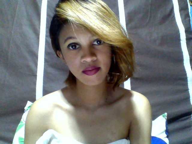 Live sex webcam photo for TIFFANIW #270792483