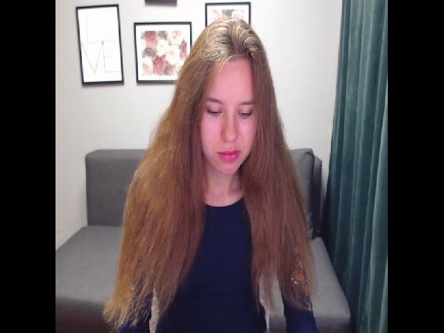 Live sex webcam photo for RoseMoet #270662402