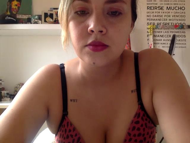 Live sex webcam photo for Alicenicolle #270711968