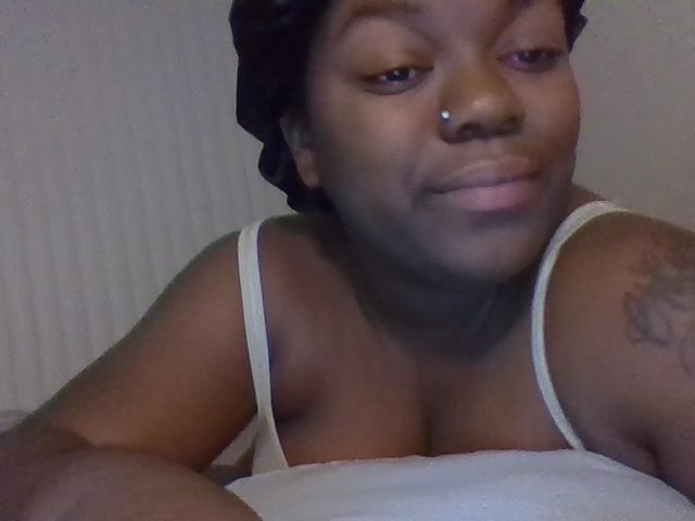 Live sex webcam photo for Bigbootibambi #270589688
