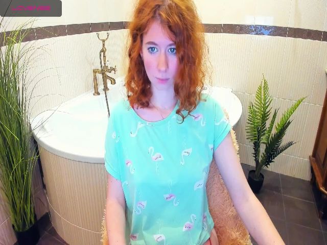 Live sex webcam photo for LillianCurly #270589442