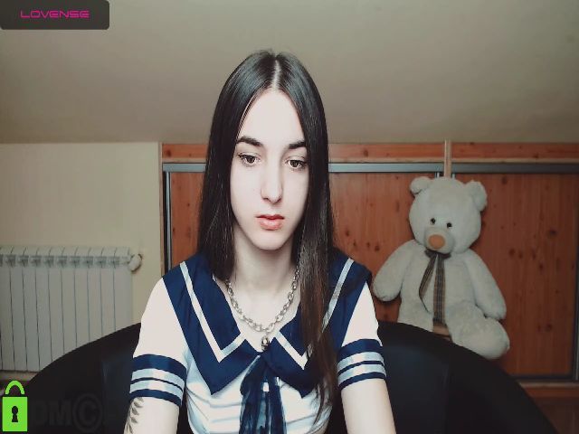 Live sex webcam photo for CookiePetite #270686946