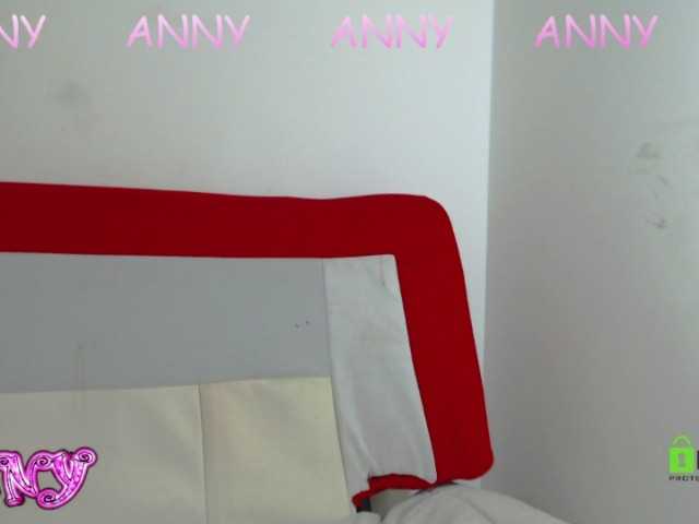 Live sex webcam photo for Anny-Hot #270560189