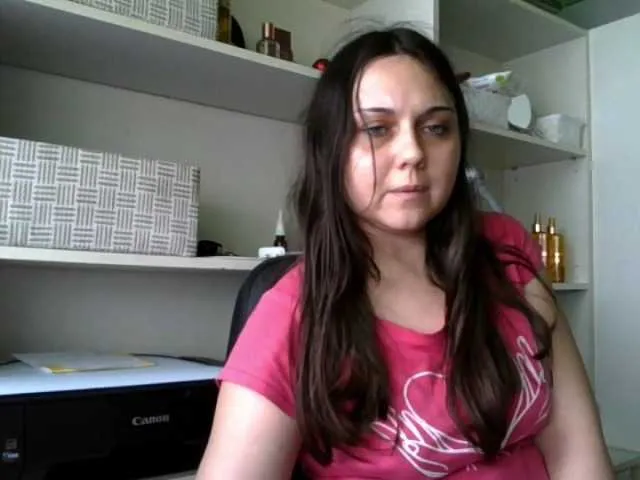 Live sex webcam photo for MadelinKiss #270674773