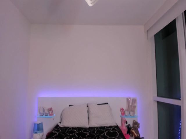 Live sex webcam photo for Yasmeen_xo #270809970